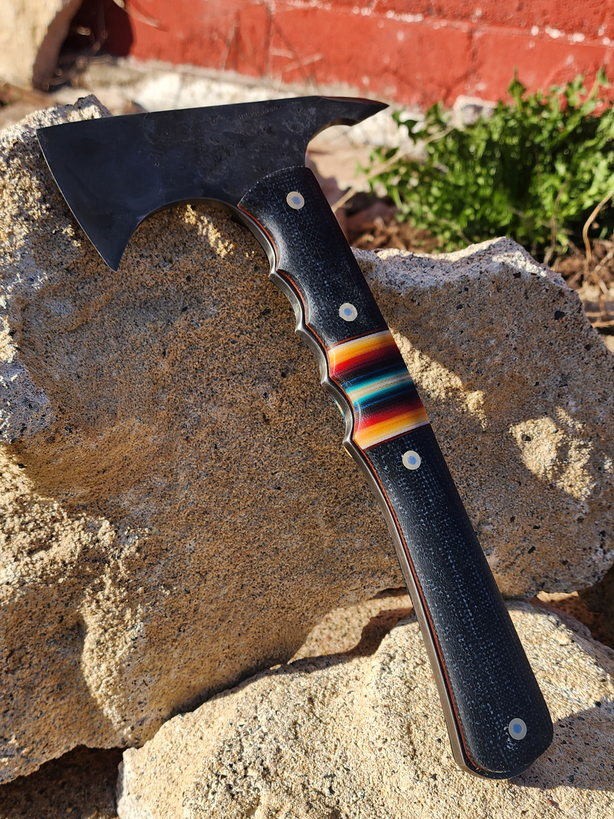 Sanora Tracker Tomahawk