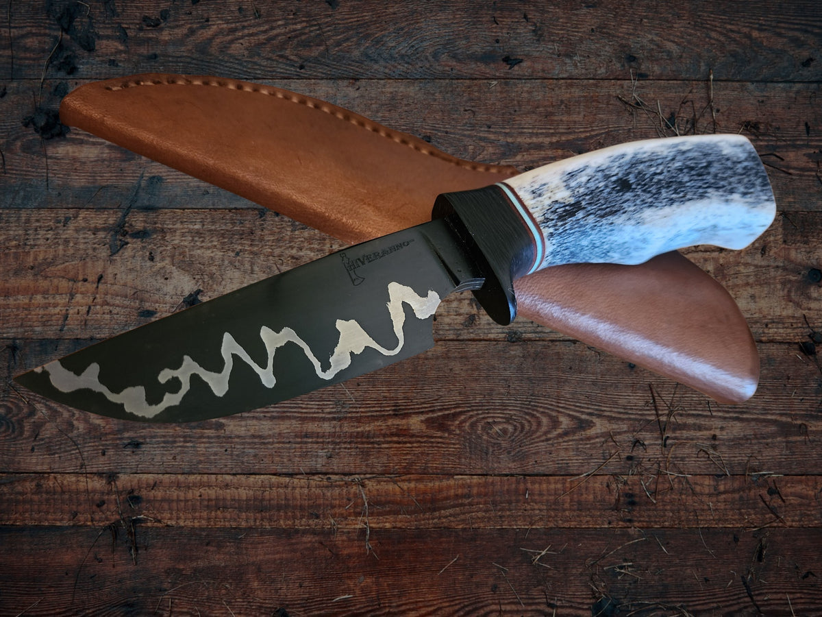 Mountain Mai Elk Hunter